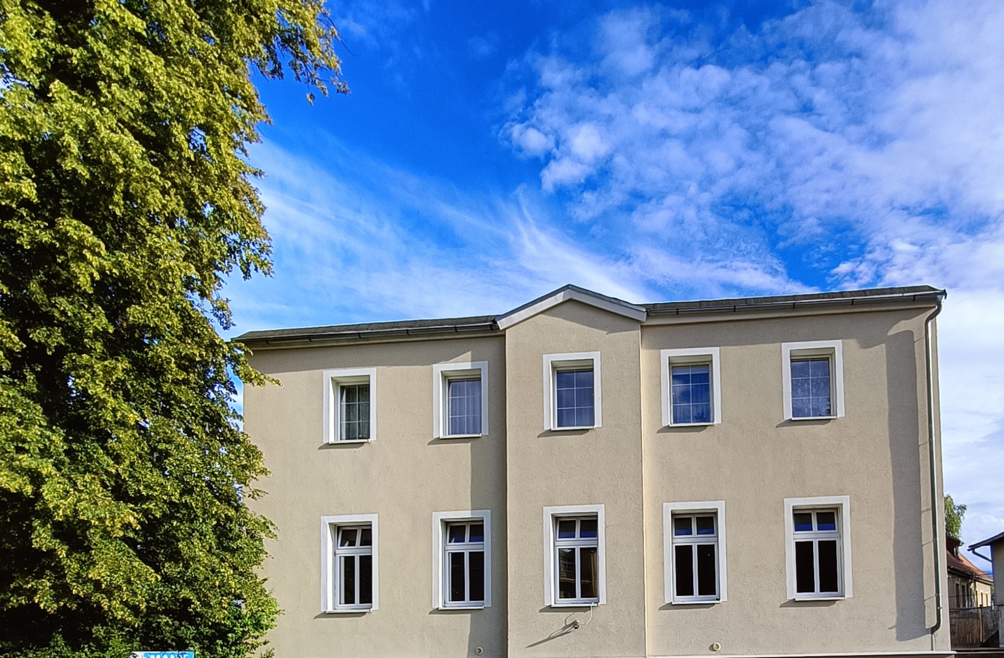 Duże 4 pokojowe mieszkanie w Cieplicach