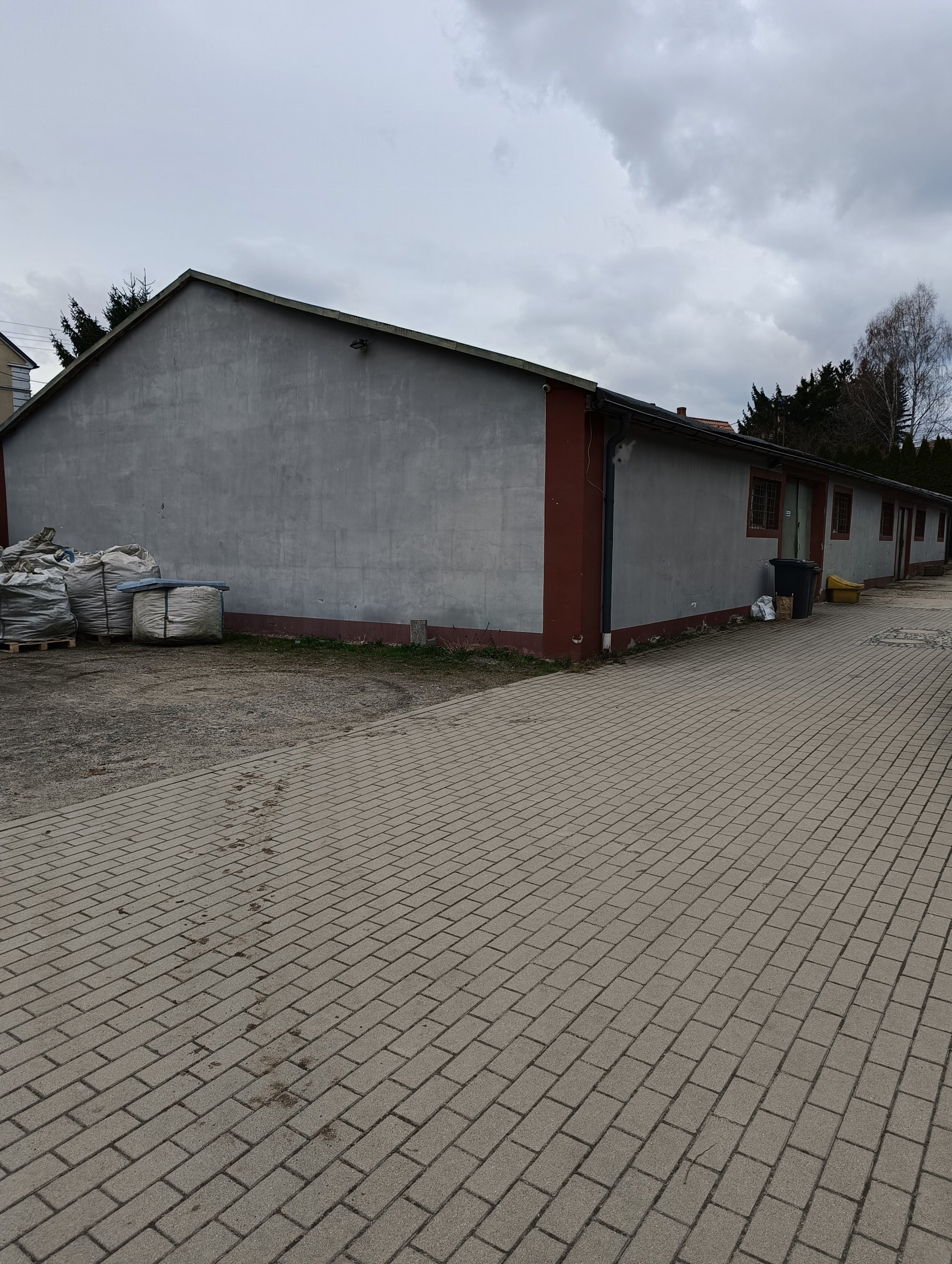 Hala na obrzeżach Jeleniej Góry